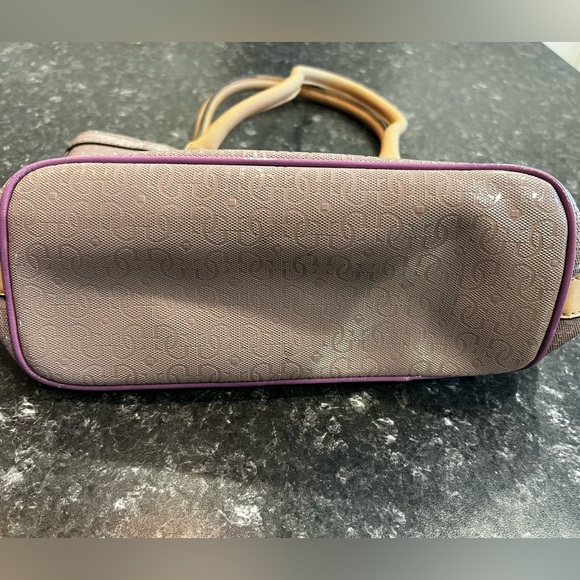 Guess tote - Picture 4 of 8